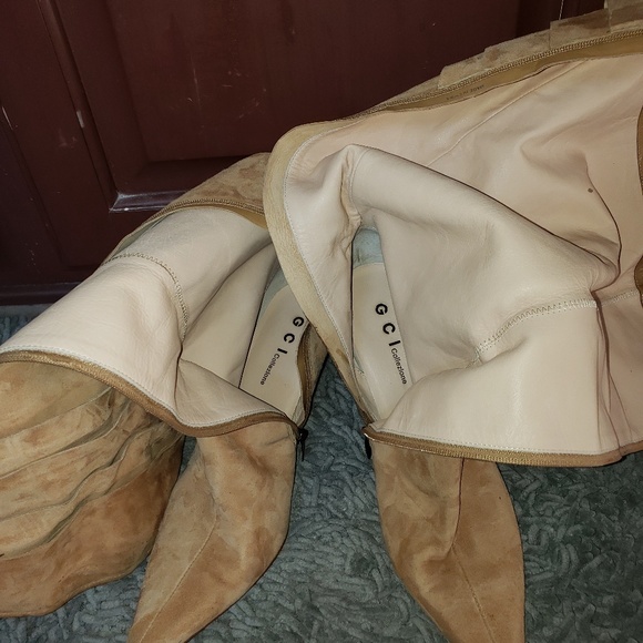 GCI COLLEZIONE Tan SUEDE PLEATED BOOTS SIZE 9 M - Picture 4 of 8